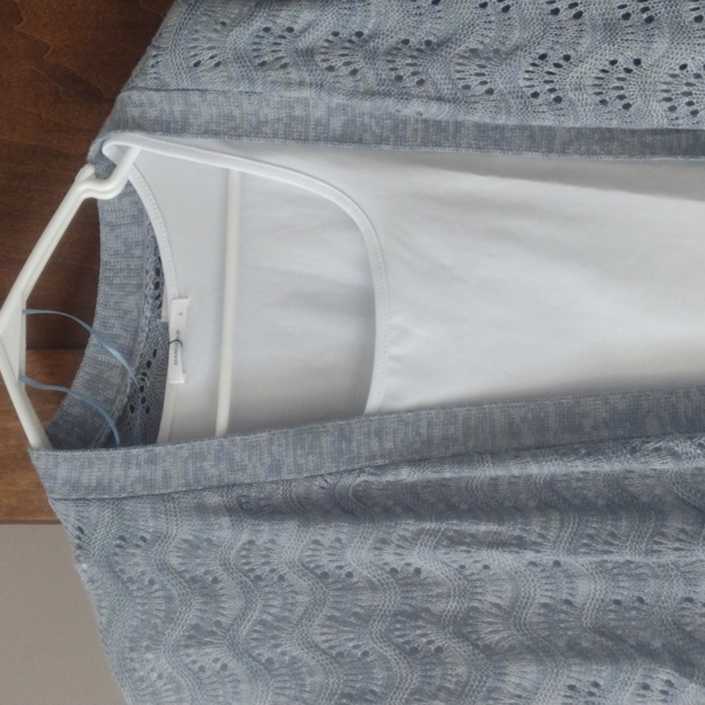 Sweater - Picture 3 of 3